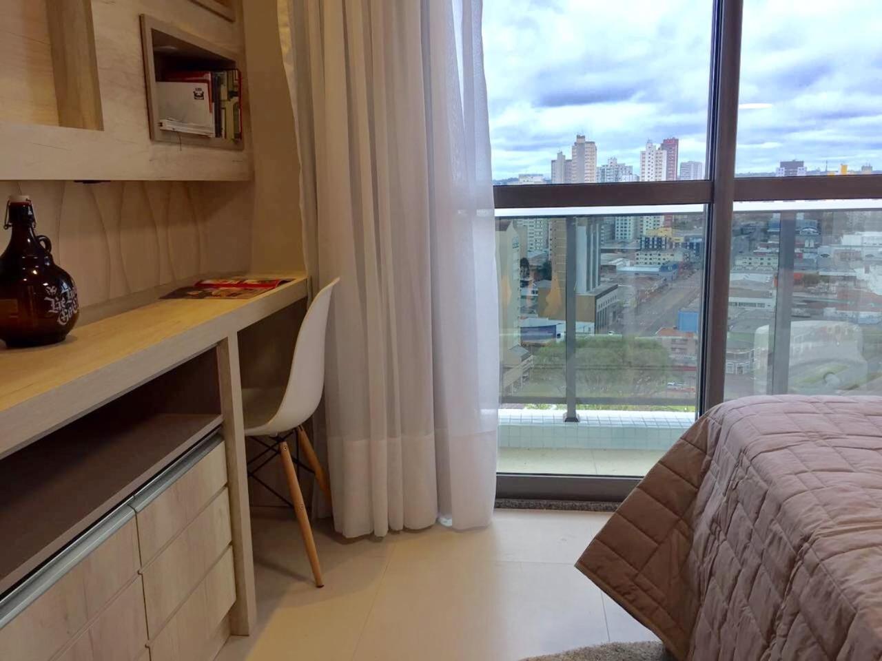 Estudio Moderno Com Linda Vista Para A Serra Куритиба Экстерьер фото
